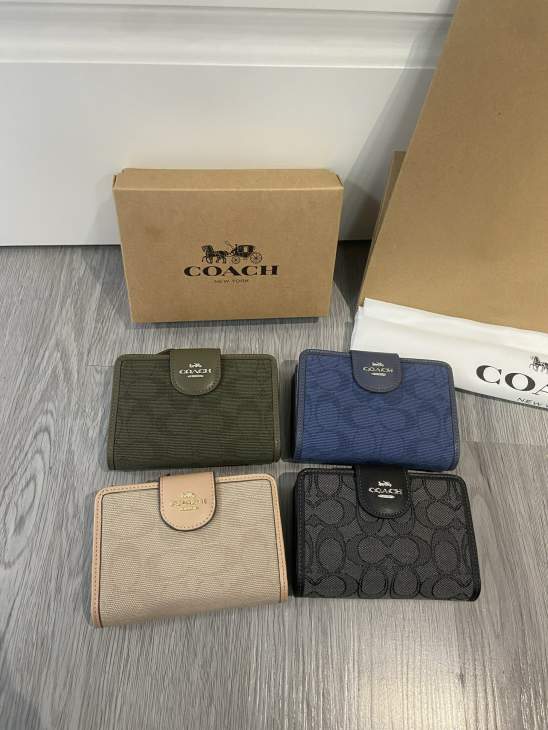 Picture of Coach Wallets _SKUfw197907453fw